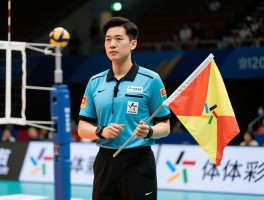 排球边裁负责什么,站位要求,旗示解析,与主裁权限划分