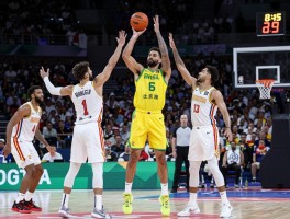 篮球能赢巴西,历史上有几次胜利,关键战术是什么,近期进步在哪