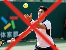 网球什么是击球技术犯规,击球犯规有哪些情况,手抛球击球犯规吗,网球比赛犯规怎么处罚