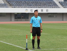 越位是什么意思怎么判,越位的三个条件是什么,怎样不算越位,边裁如何举旗示意越位