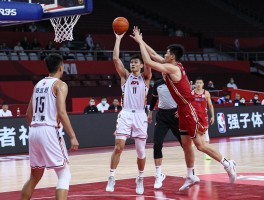 让孙杨打篮球实战分析，身体素质能否适应NBA？跨界转型成功率有多大？