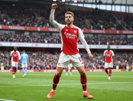 克里希球员：生涯轨迹全回顾，他为什么离开阿森纳，在曼城赢得几次冠军，何时选择退役