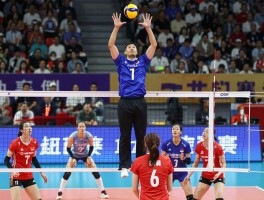 排球边裁就是副裁吗，角色分工揭秘，赛场判罚权责如何划分？