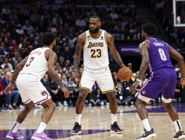 詹姆斯中锋欧文战术解析,詹欧挡拆如何无敌,詹姆斯打中锋效果如何,欧文进攻作用分析