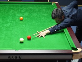 台球什么是夹角球位,夹角球位怎么瞄准,角度与瞄准点的关系,如何计算分离角