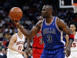 街头篮球中锋大梦,技能怎么连招,奥拉朱旺怎么玩,实战如何发挥优势