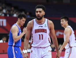 活塞中锋CBA,哪些前活塞中锋在CBA取得成功,他们如何适应中国联赛