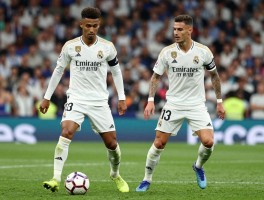 赫迪拉球员,兄弟球员的差异,萨米赫迪拉技术特点,如何在皇马立足