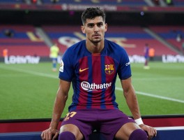 巴萨球员抵抗降薪,为何宁坐板凳也不走,对俱乐部财政有何影响,未来如何破局