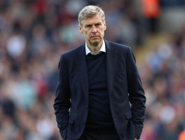 越位新规定是什么意思啊,2025年越位判罚标准,温格新规对进球数的影响