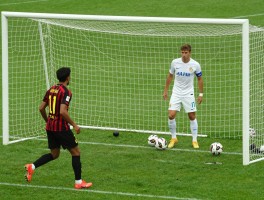 男足点球推文素材,如何写点球大战推文,哪些经典案例可用,最新比赛结果汇总