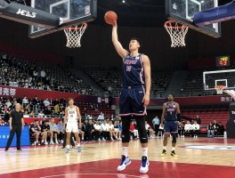 巨人与篮球，身高如何影响比赛，现代篮球还需要巨人吗