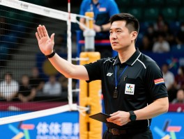 排球边裁技巧丨手势解读精准判罚,如何避免误判,怎样与主裁配合？