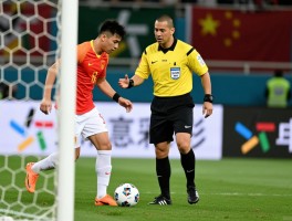 中国对点球,心理魔咒如何破解,裁判争议为何频发