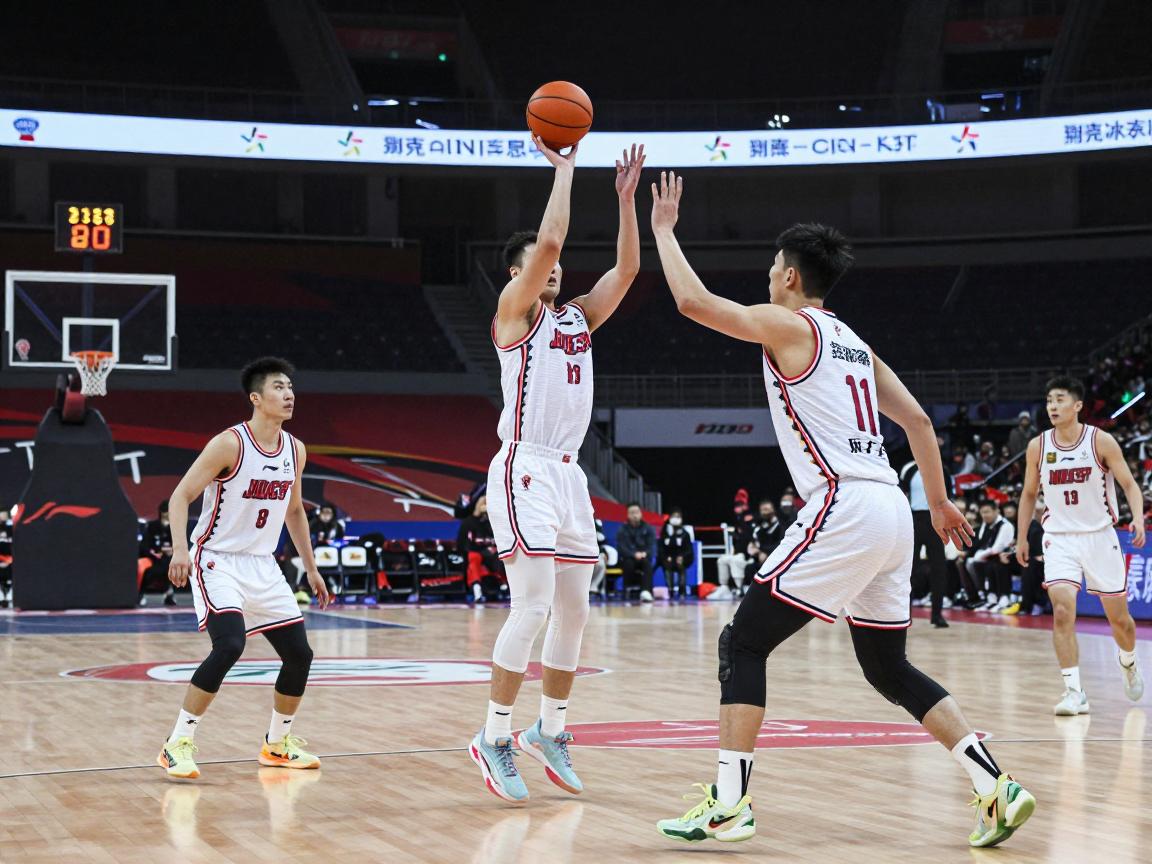 篮球比赛挡拆是什么意思,挡拆战术怎么运用,挡拆配合的关键点是什么 篮球比赛挡拆是什么意思,挡拆战术怎么运用,挡拆配合的关键点是什么