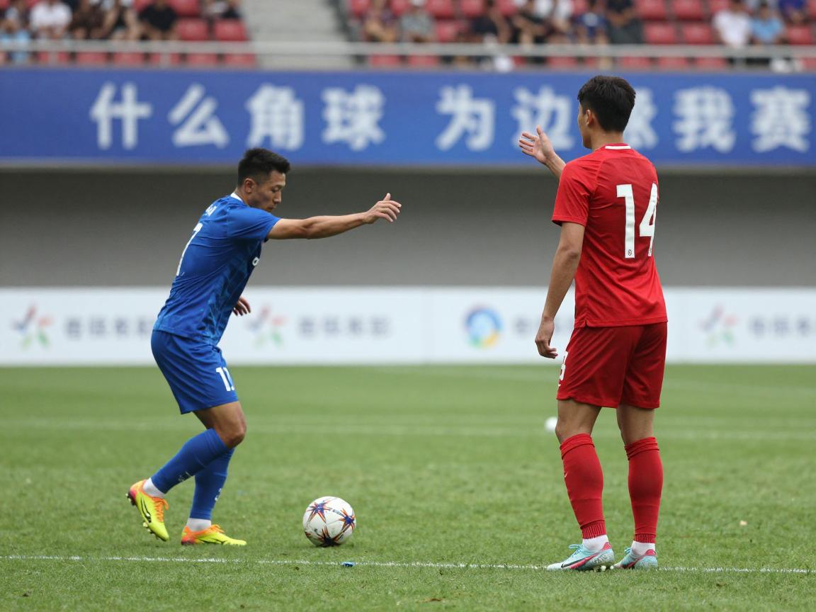 什么是角球边球,角球怎么判罚,边球如何掷出,角球和边球有什么区别 什么是角球边球,角球怎么判罚,边球如何掷出,角球和边球有什么区别