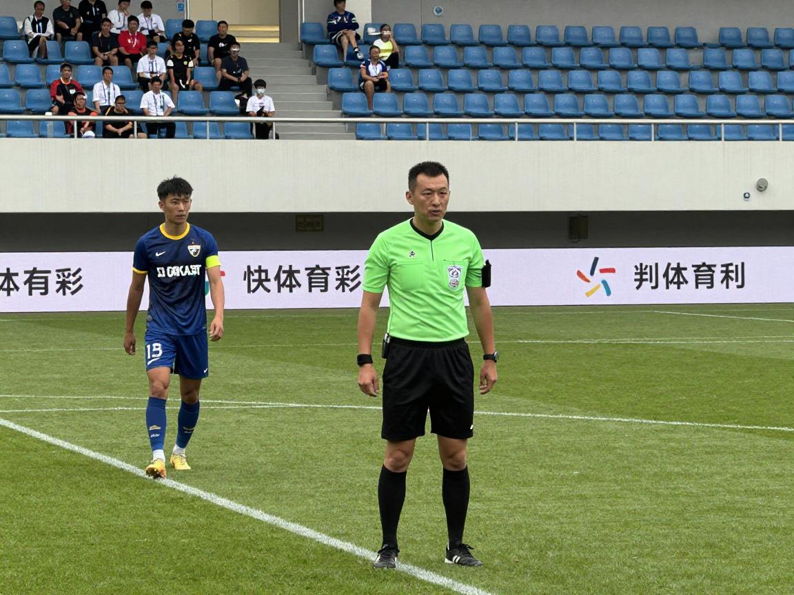 决赛进攻有利,裁判如何把握判罚尺度,何时应该掌握有利原则,关键判罚如何影响比赛结果 决赛进攻有利,裁判如何把握判罚尺度,何时应该掌握有利原则,关键判罚如何影响比赛结果