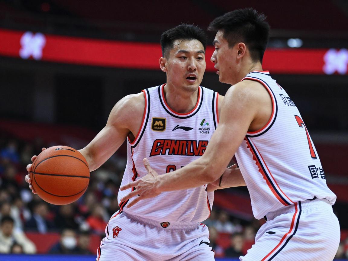 中锋被紧盯怎么破解,中锋被限制如何应对,中锋被包夹如何处理 中锋被紧盯怎么破解,中锋被限制如何应对,中锋被包夹如何处理