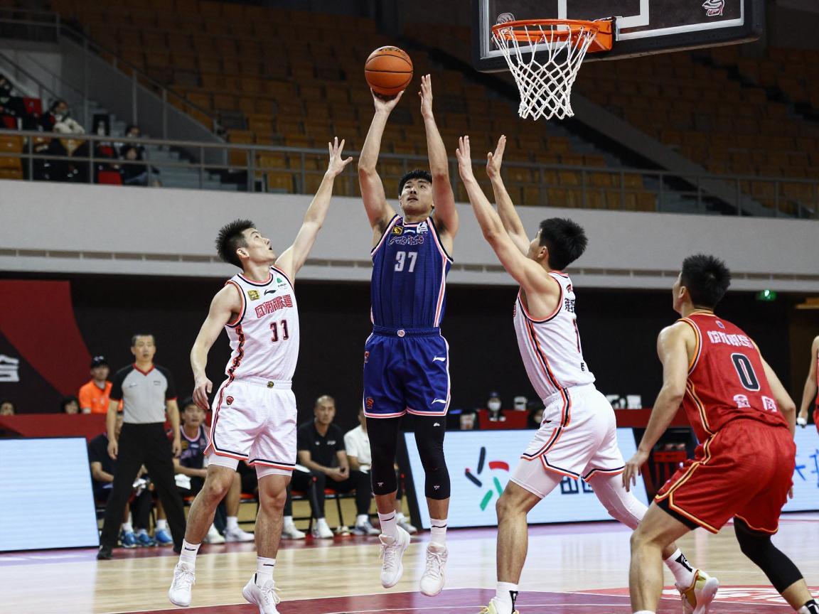 篮球硬挡拆是什么意思呀,它和普通挡拆区别在哪,如何正确运用硬挡拆技术 篮球硬挡拆是什么意思呀,它和普通挡拆区别在哪,如何正确运用硬挡拆技术