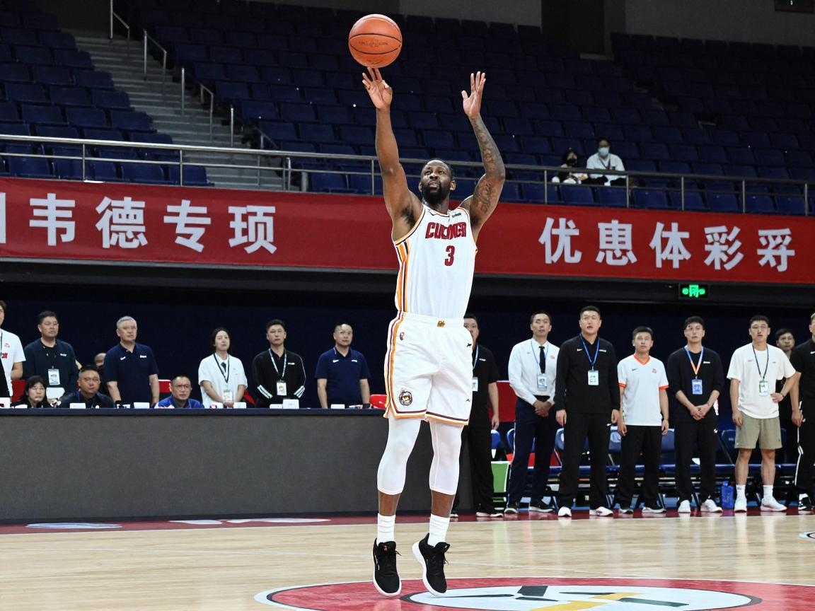 篮球公园韦德专题:传奇如何影响中国篮球,闪电侠绝技有哪些,未来活动何处寻? 篮球公园韦德专题:传奇如何影响中国篮球,闪电侠绝技有哪些,未来活动何处寻?