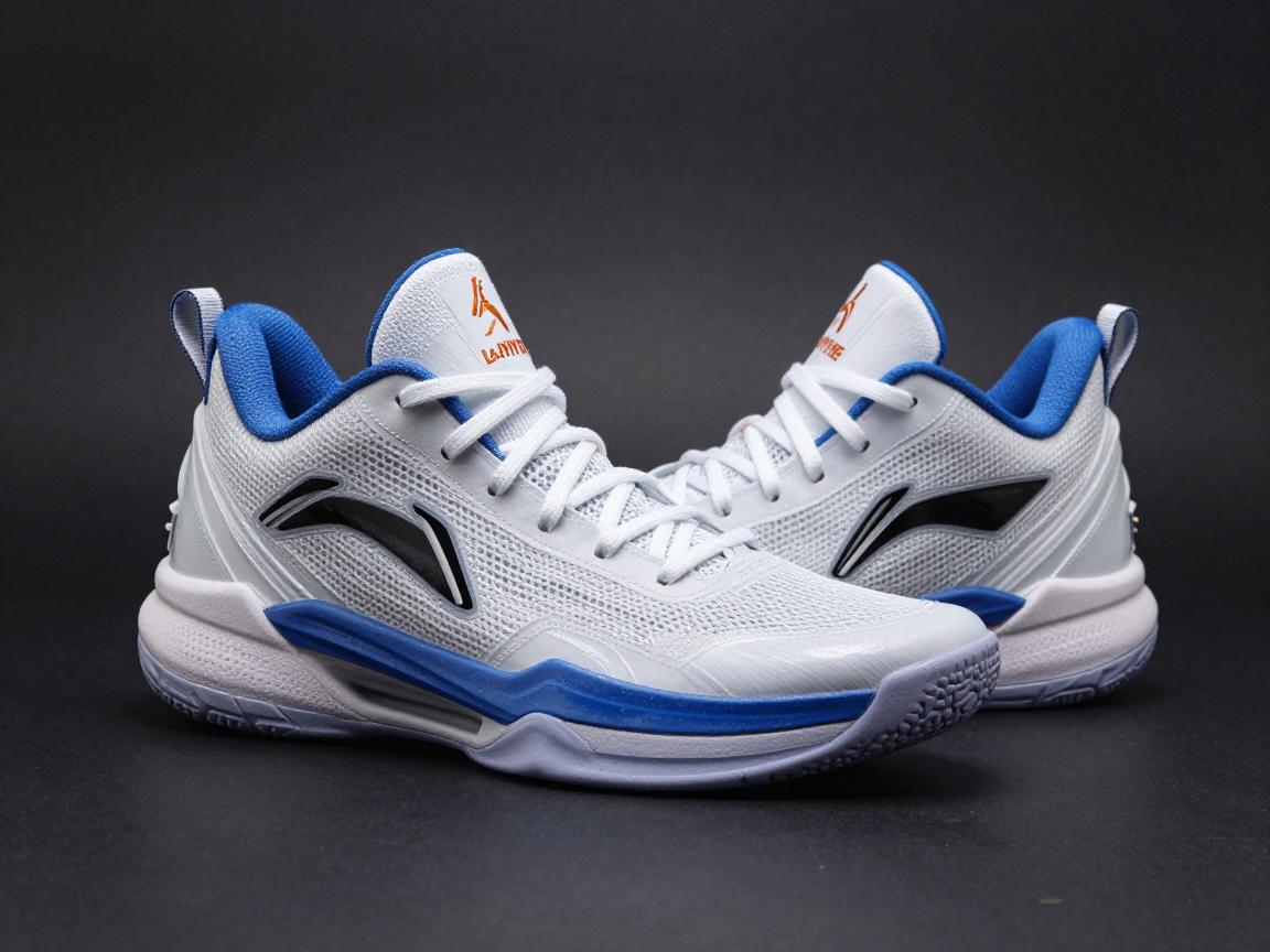 李宁球员版篮球鞋,与市售版区别是什么,适合什么位置,核心技术有哪些,如何正确选购 李宁球员版篮球鞋,与市售版区别是什么,适合什么位置,核心技术有哪些,如何正确选购