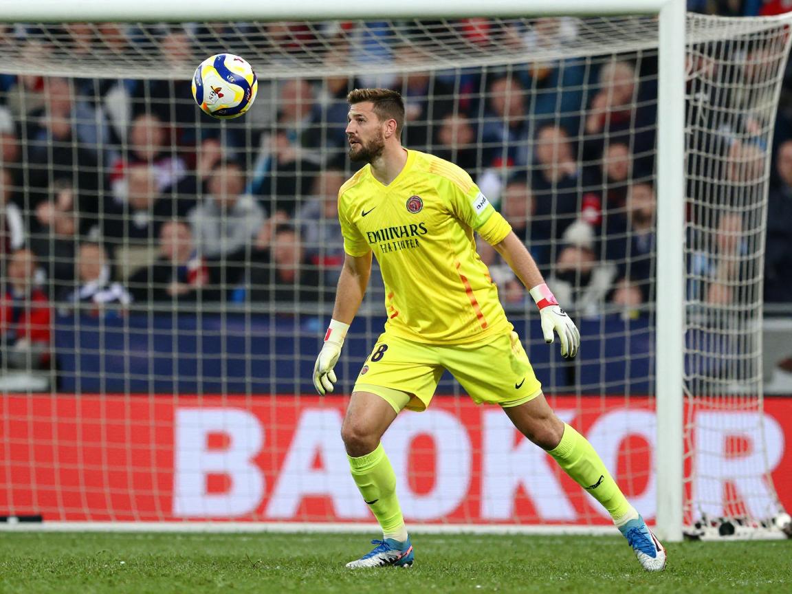 朗德罗欧塞尔点球秘闻,如何成为扑点专家,法甲门神传奇生涯 朗德罗欧塞尔点球秘闻,如何成为扑点专家,法甲门神传奇生涯