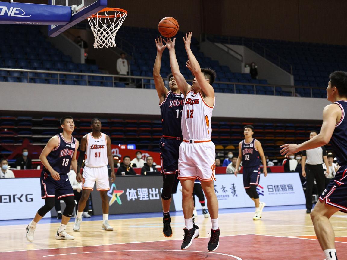 街头篮球哪个厉害,传奇球员有哪些,职业怎么选,实战技巧是什么 街头篮球哪个厉害,传奇球员有哪些,职业怎么选,实战技巧是什么