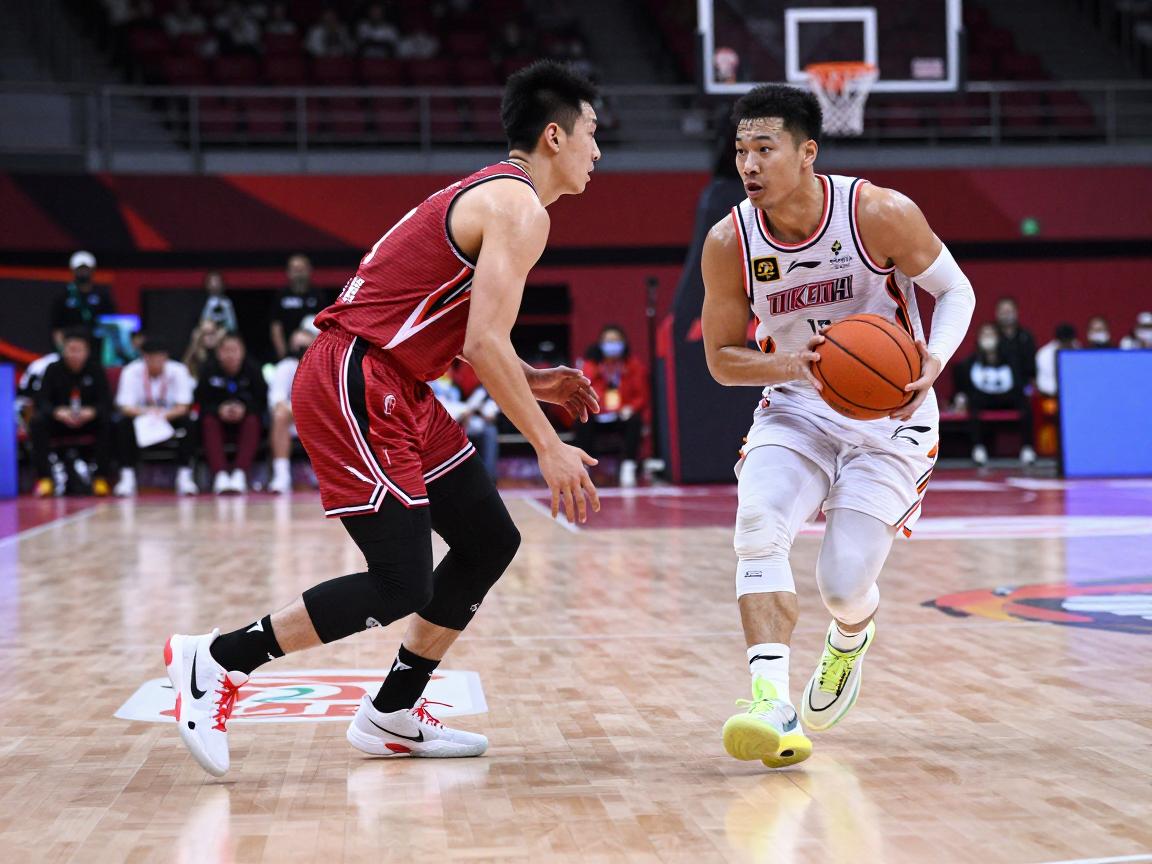 篮球走步违例是什么意思,如何判断走步违例,中枢脚怎么确定,012规则是什么 篮球走步违例是什么意思,如何判断走步违例,中枢脚怎么确定,012规则是什么