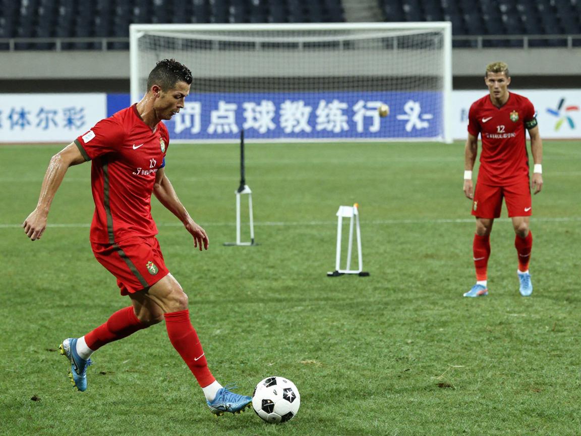 罗纳尔多罚点球教学后记,点球技巧要点有哪些,实战心理素质如何提升,训练方法如何安排 罗纳尔多罚点球教学后记,点球技巧要点有哪些,实战心理素质如何提升,训练方法如何安排
