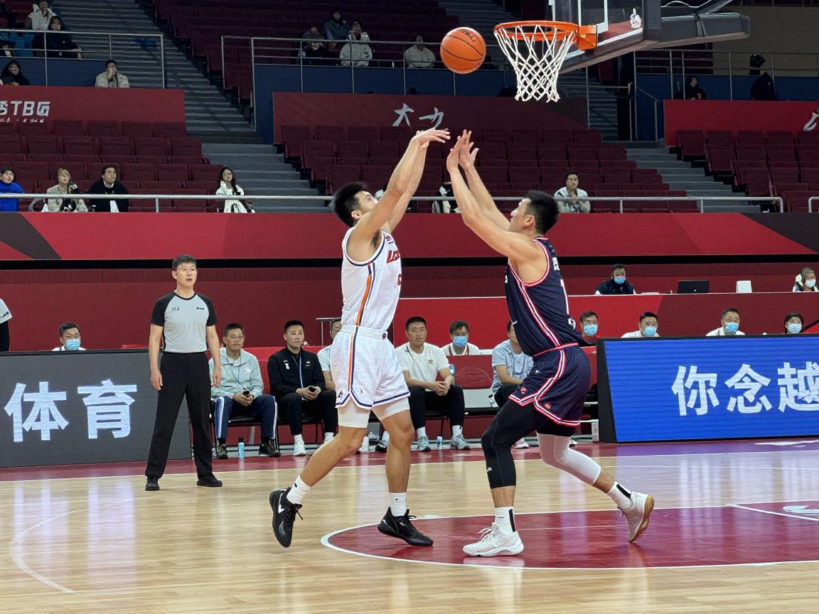 篮球过杆走步是什么意思,过杆时被判走步的原因,如何避免运球绕杆违例 篮球过杆走步是什么意思,过杆时被判走步的原因,如何避免运球绕杆违例