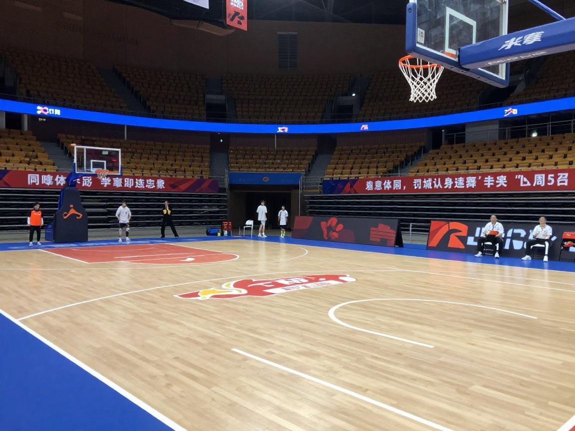 篮球中的罚球,罚球线距离篮筐多远,如何提高命中率,罚球违例怎么办 篮球中的罚球,罚球线距离篮筐多远,如何提高命中率,罚球违例怎么办