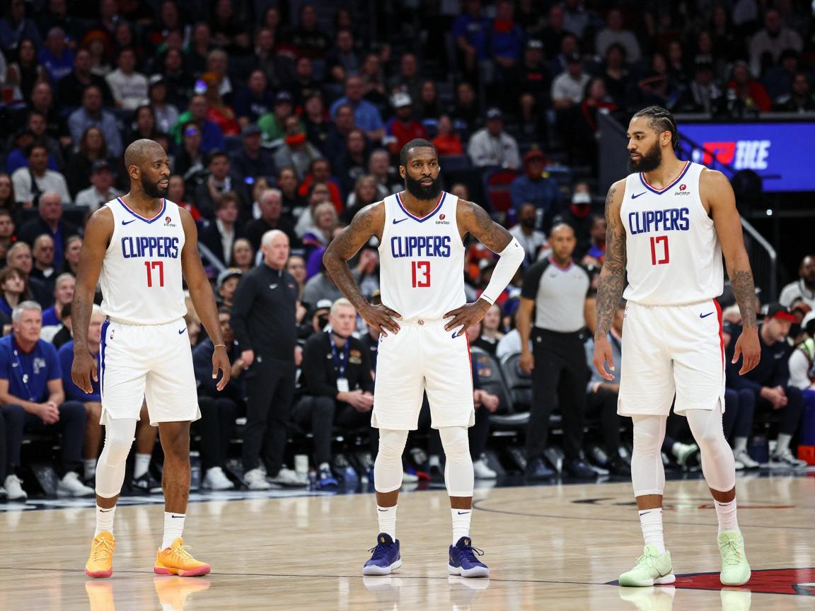 快船队球员最新消息,比尔伤情如何,保罗是否退役,球队如何调整阵容,战术问题怎么解决 快船队球员最新消息,比尔伤情如何,保罗是否退役,球队如何调整阵容,战术问题怎么解决