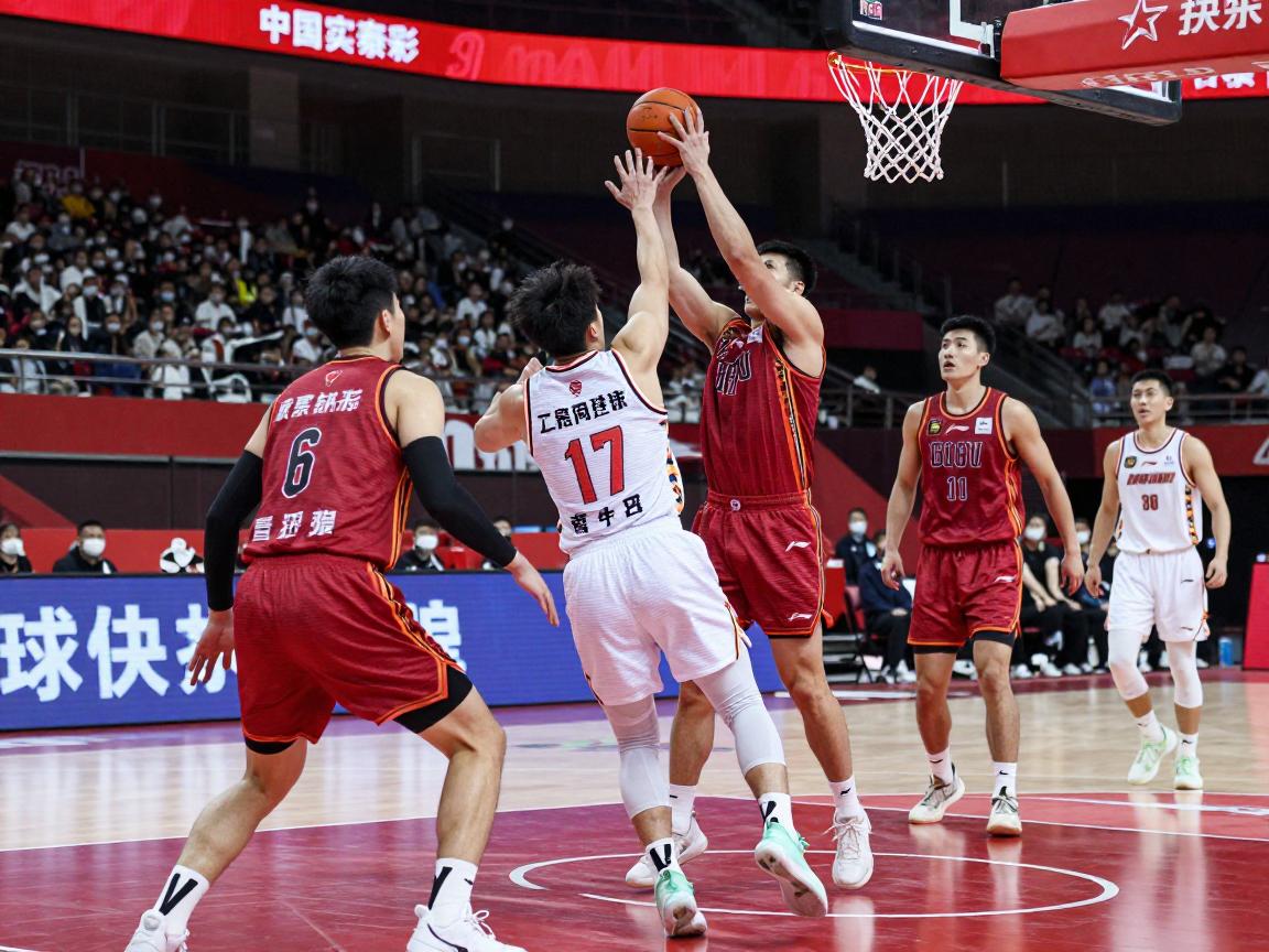 篮球被人挡拆是什么意思,被人挡拆怎么办,挡拆战术如何破解,防守挡拆的方法 篮球被人挡拆是什么意思,被人挡拆怎么办,挡拆战术如何破解,防守挡拆的方法