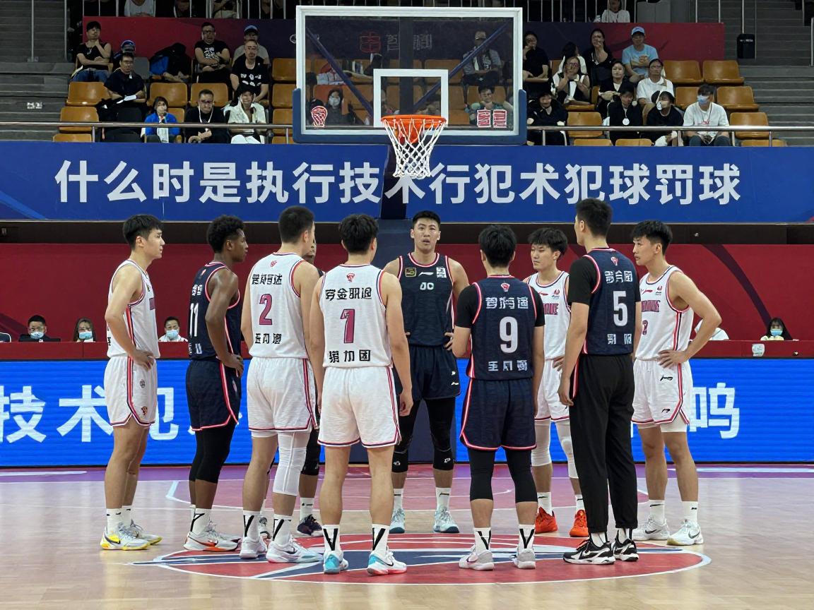 什么是执行技术犯规罚球,技术犯规罚球怎么判,罚球时队员站哪,技术犯规罚球算得分吗 什么是执行技术犯规罚球,技术犯规罚球怎么判,罚球时队员站哪,技术犯规罚球算得分吗