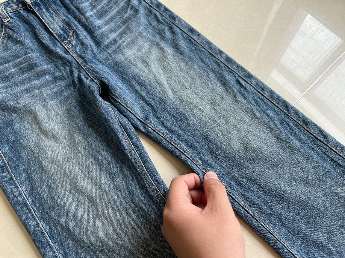 郏县裁裤边多少钱一次,郏县哪里裁裤边好,裁裤边如何保留原边,牛仔裤裁短特殊处理 郏县裁裤边多少钱一次,郏县哪里裁裤边好,裁裤边如何保留原边,牛仔裤裁短特殊处理