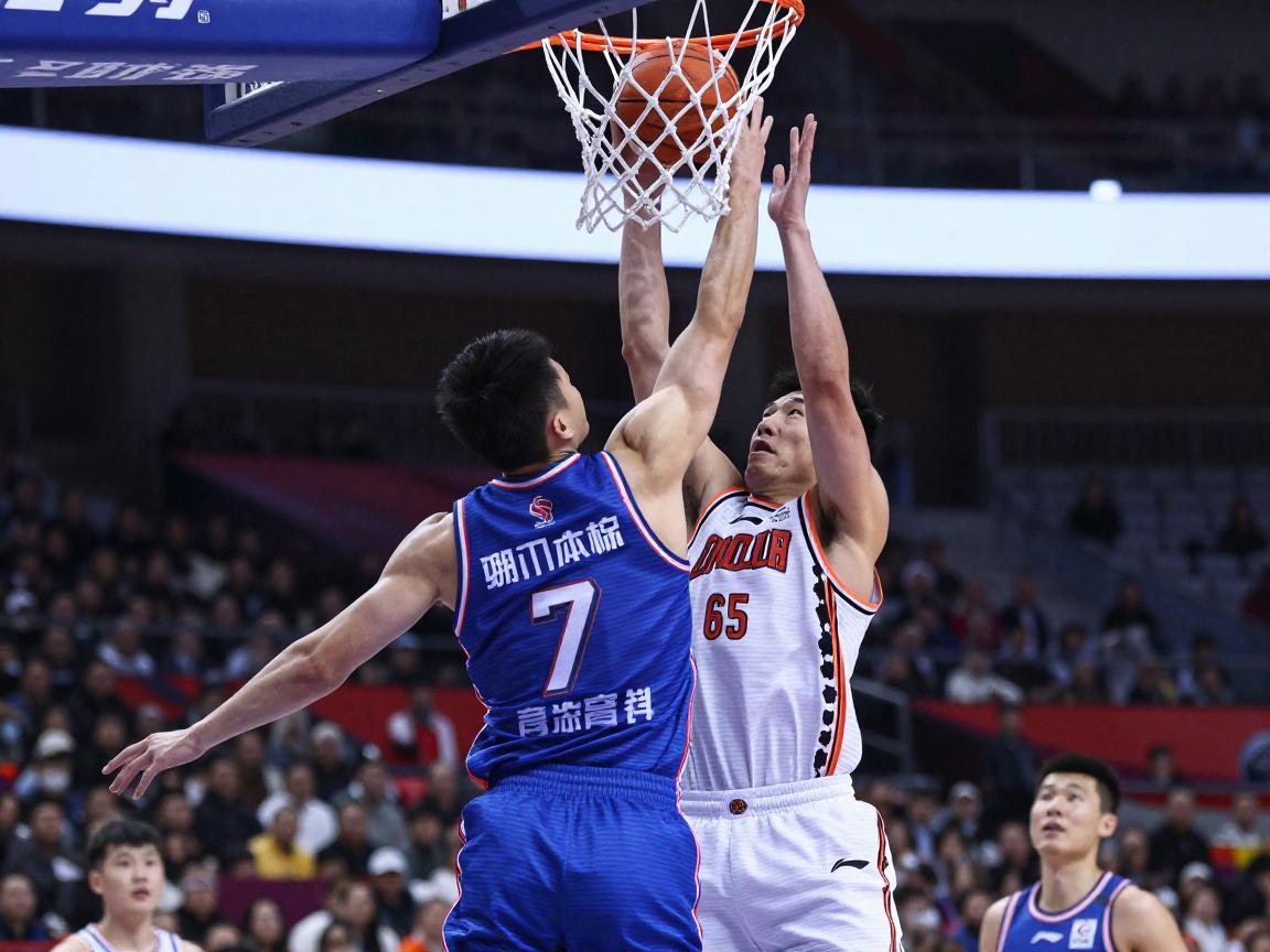 篮球中锋的技巧丨防守如何固若金汤,篮板怎样抢占先机,进攻手段有哪些,现代中锋如何转型 篮球中锋的技巧丨防守如何固若金汤,篮板怎样抢占先机,进攻手段有哪些,现代中锋如何转型