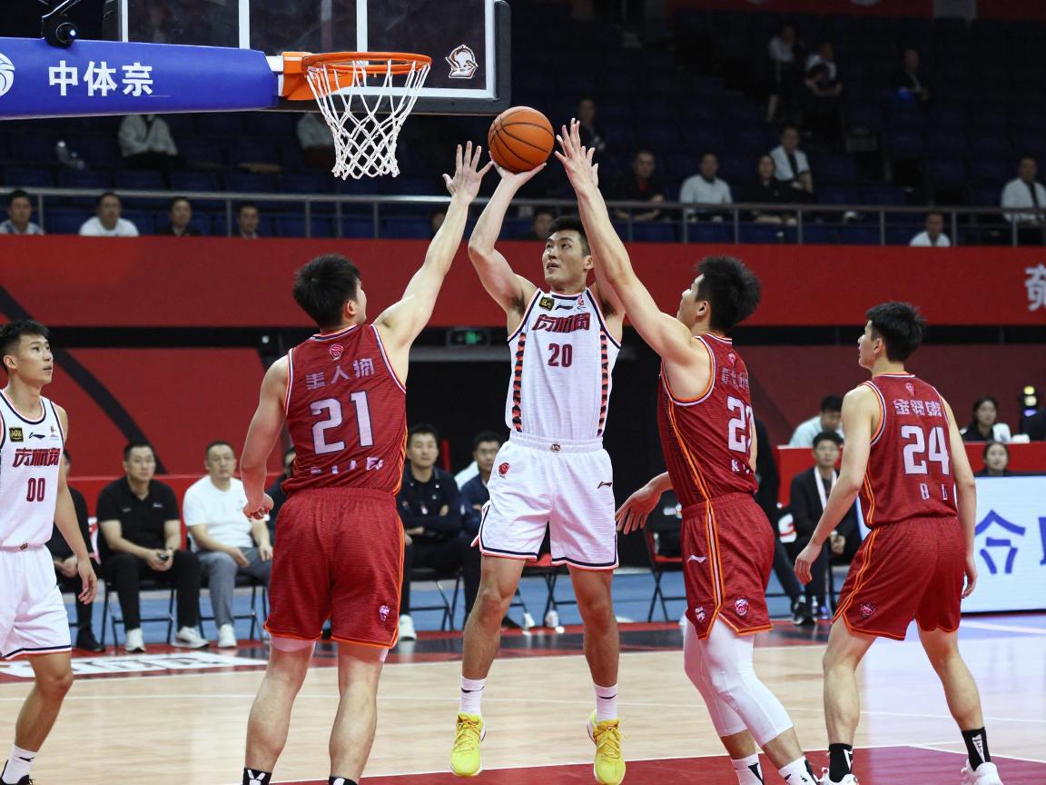 篮球有利进攻,如何创造投篮空间,进攻原则有哪些,怎样提高进攻效率 篮球有利进攻,如何创造投篮空间,进攻原则有哪些,怎样提高进攻效率