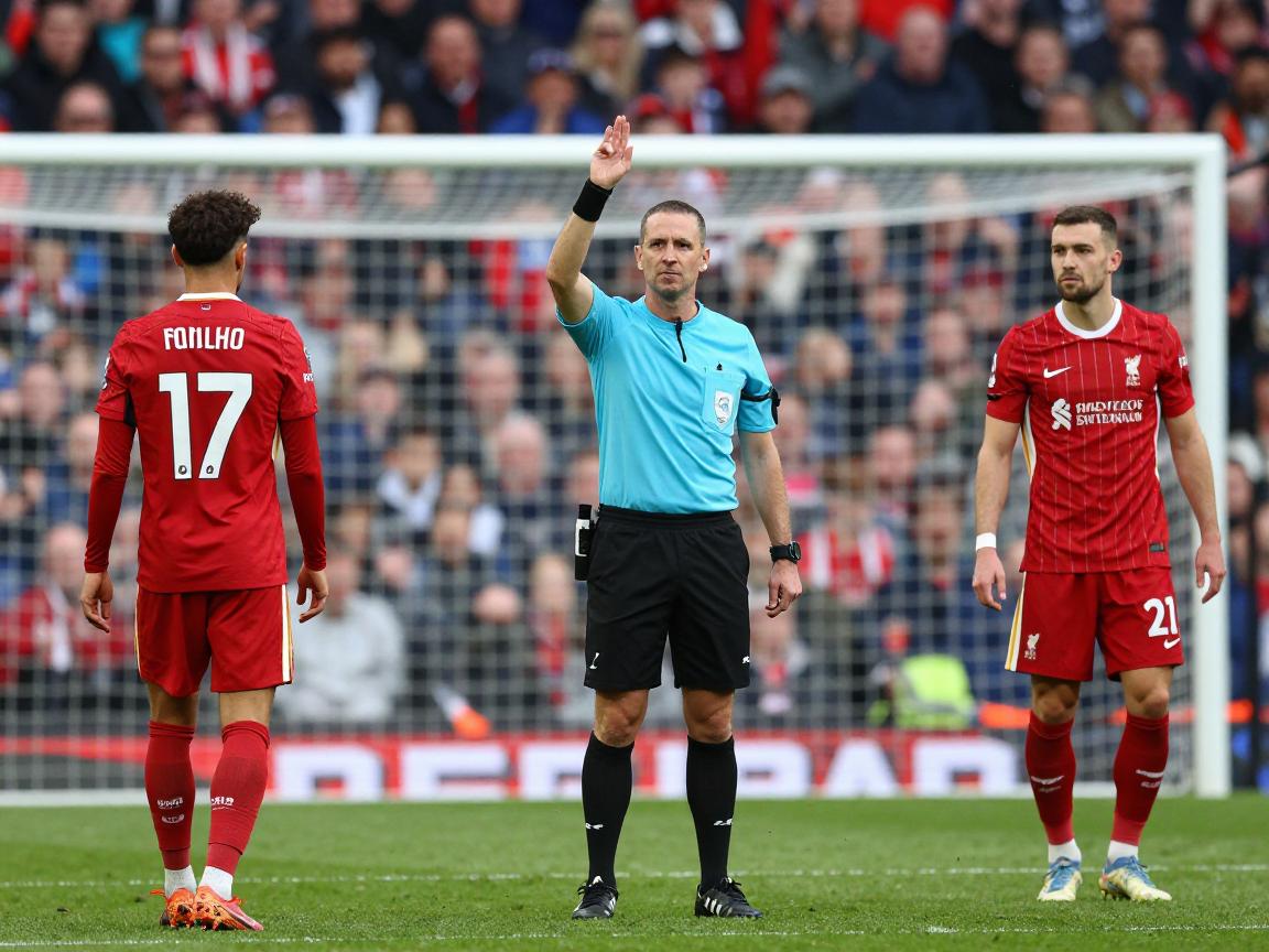 利物浦塞尔维亚点球,哪些经典对决充满争议,如何改变比赛走向,裁判判罚尺度何在 利物浦塞尔维亚点球,哪些经典对决充满争议,如何改变比赛走向,裁判判罚尺度何在