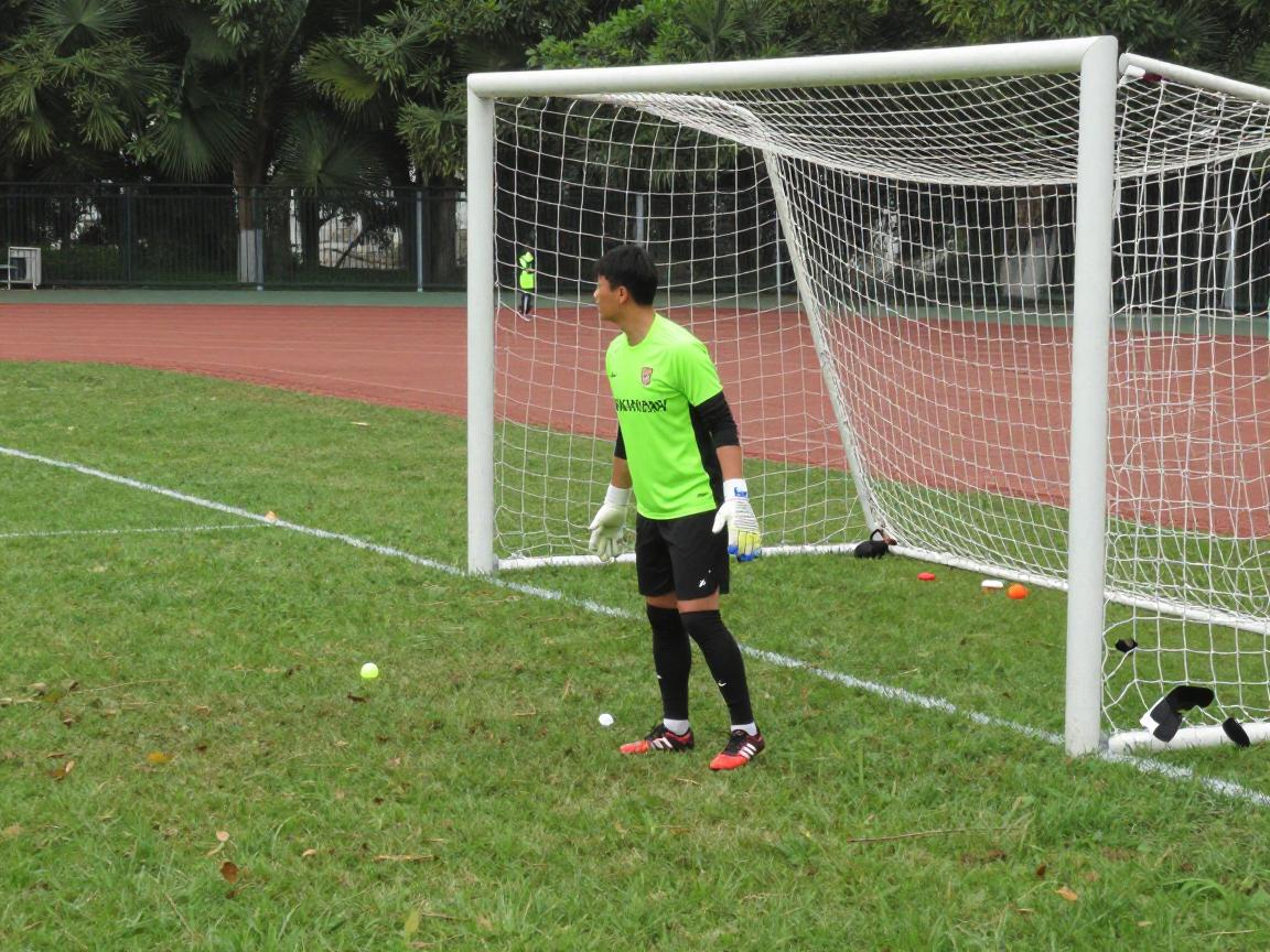 越位线在门将是什么意思,如何判断越位犯规,越位线是怎么形成的 越位线在门将是什么意思,如何判断越位犯规,越位线是怎么形成的