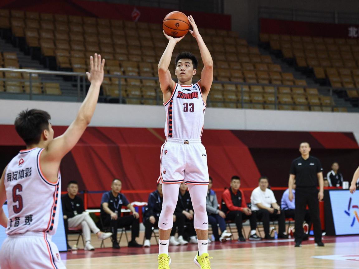 篮球员王成:他的身高体重多少,位置是什么,现在效力哪个球队,职业生涯数据如何 篮球员王成:他的身高体重多少,位置是什么,现在效力哪个球队,职业生涯数据如何