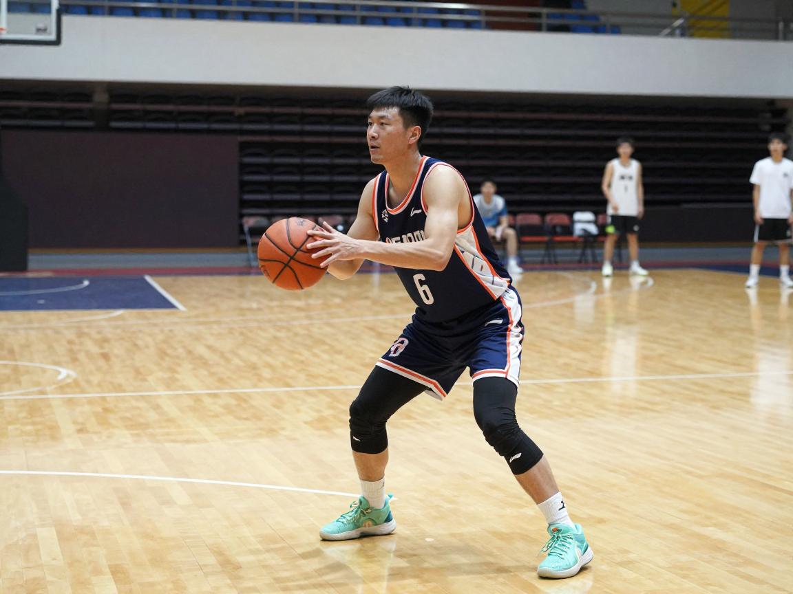 篮球拍起来技巧教学,正确手势是什么,如何快速入门,运球不稳怎么办? 篮球拍起来技巧教学,正确手势是什么,如何快速入门,运球不稳怎么办?