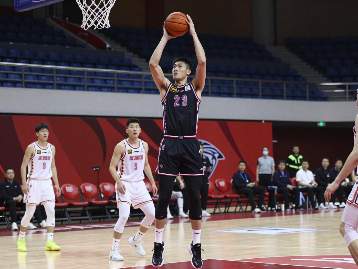 篮球李楠身高,李楠真实身高是多少,身高198在篮球场打什么位置,高个子球员如何训练 篮球李楠身高,李楠真实身高是多少,身高198在篮球场打什么位置,高个子球员如何训练