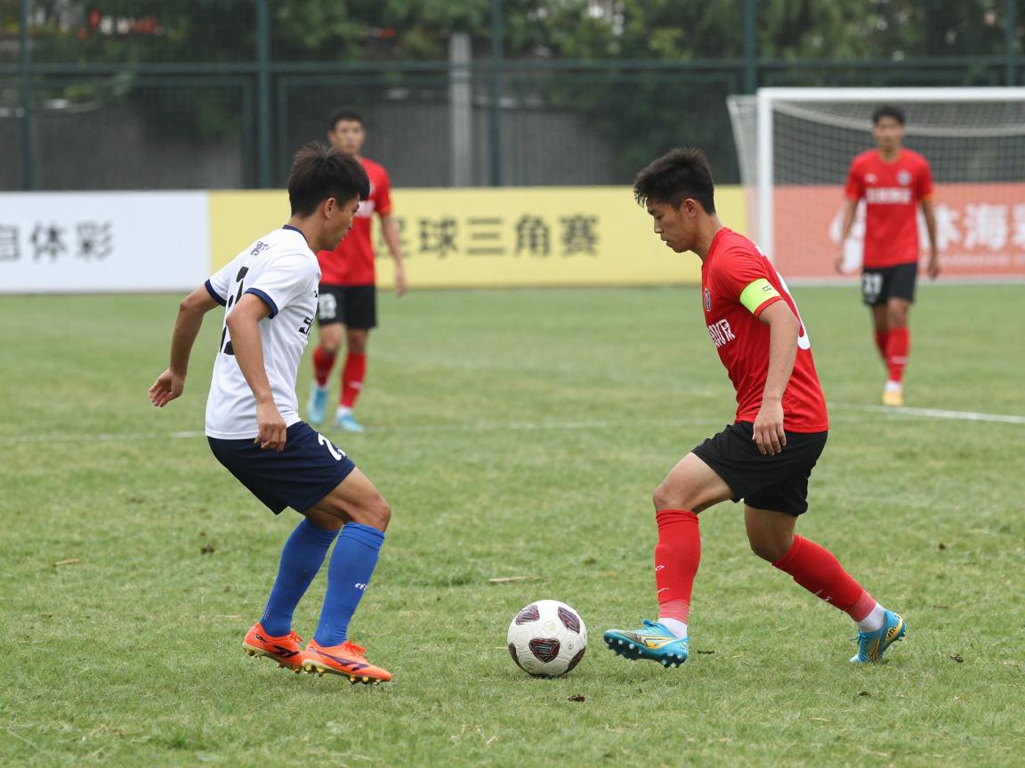 什么是足球三角球,战术原理是什么,如何训练三角传球,三角进攻实战案例 什么是足球三角球,战术原理是什么,如何训练三角传球,三角进攻实战案例