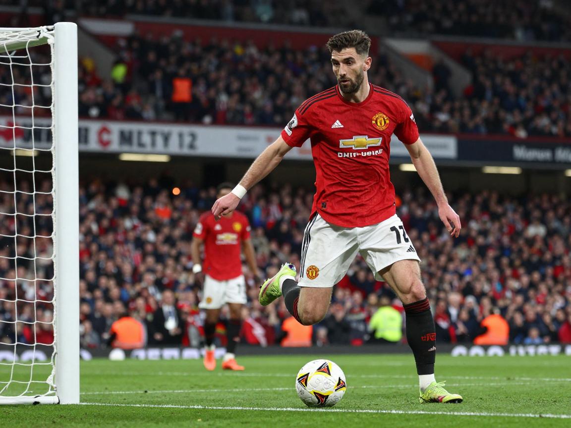 曼联球迷点球秘诀,如何提高点球命中率,点球心理怎么调整,B费技巧是什么 曼联球迷点球秘诀,如何提高点球命中率,点球心理怎么调整,B费技巧是什么