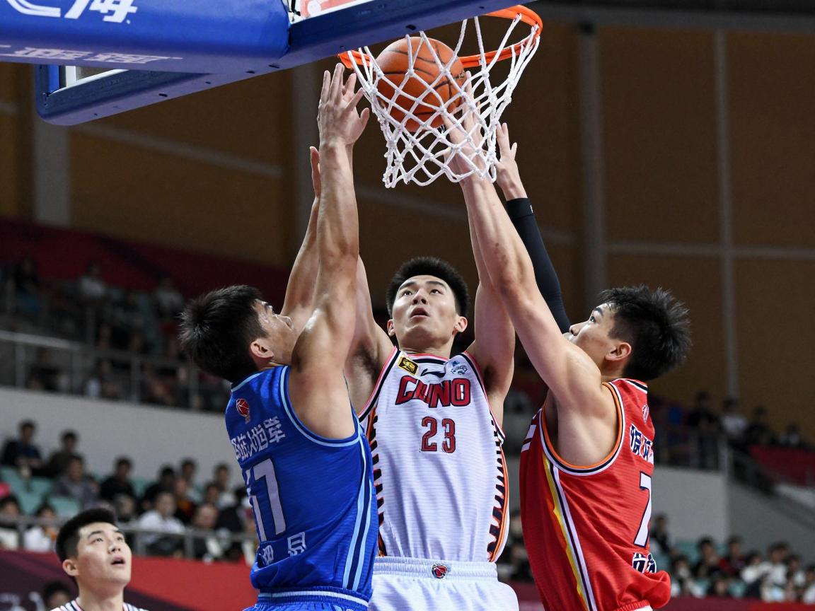 广东中锋徐杰为何这么强,徐中锋怎么抢篮板,农村少年如何逆袭CBA 广东中锋徐杰为何这么强,徐中锋怎么抢篮板,农村少年如何逆袭CBA