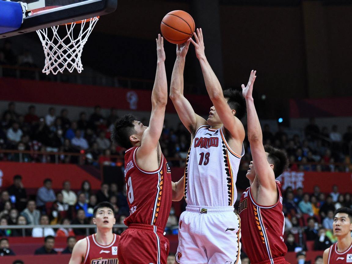 篮球防守犯规动作解析,如何避免防守犯规,什么是非法用手 篮球防守犯规动作解析,如何避免防守犯规,什么是非法用手