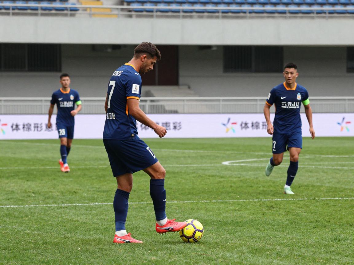 什么是角球界外球任意球,规则有何区别,怎样判罚,战术如何运用 什么是角球界外球任意球,规则有何区别,怎样判罚,战术如何运用