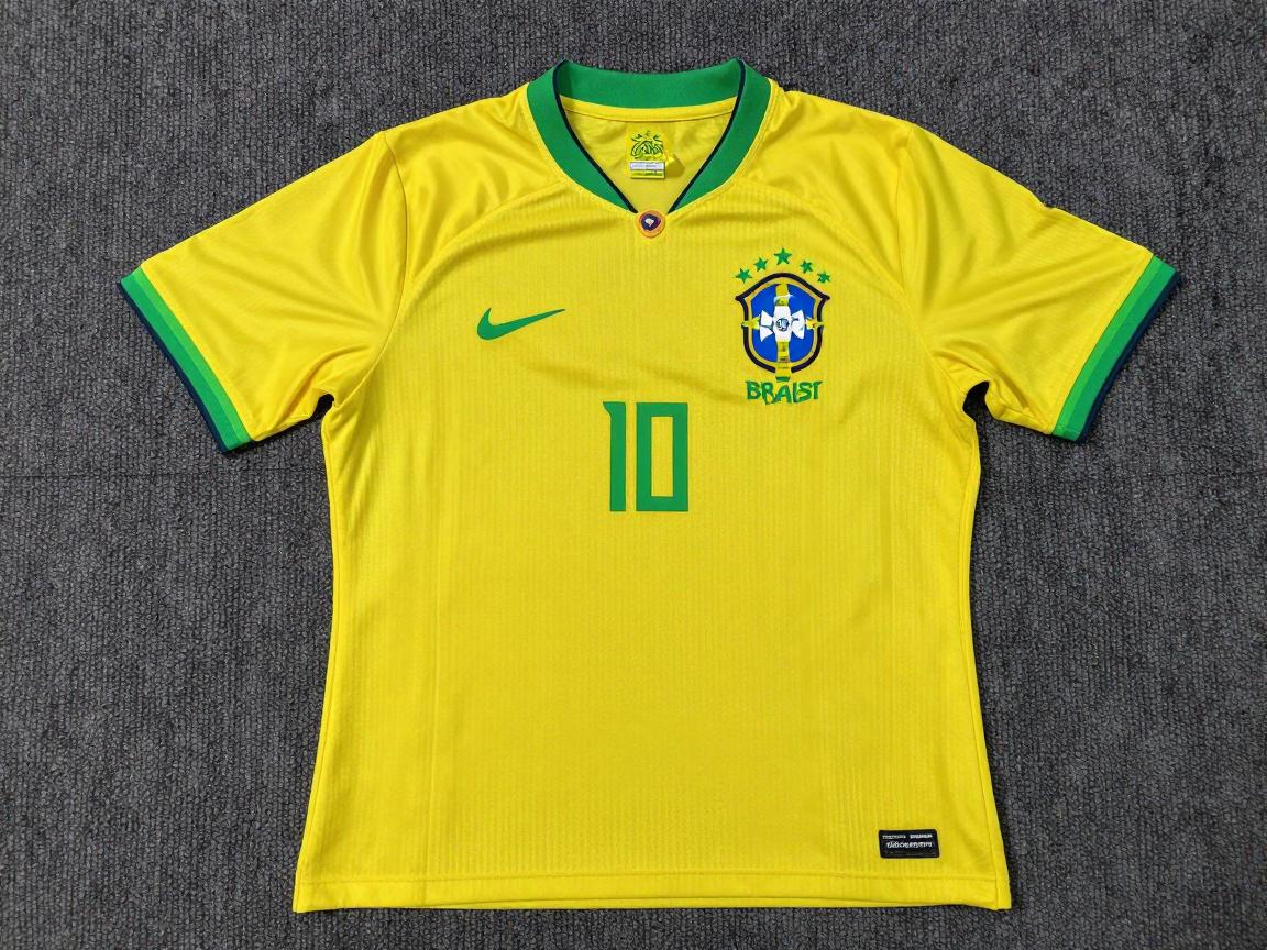 巴西球员球衣,黄色球衣为何成为巴西象征,球衣设计蕴含哪些科技,如何选购正品球衣 巴西球员球衣,黄色球衣为何成为巴西象征,球衣设计蕴含哪些科技,如何选购正品球衣