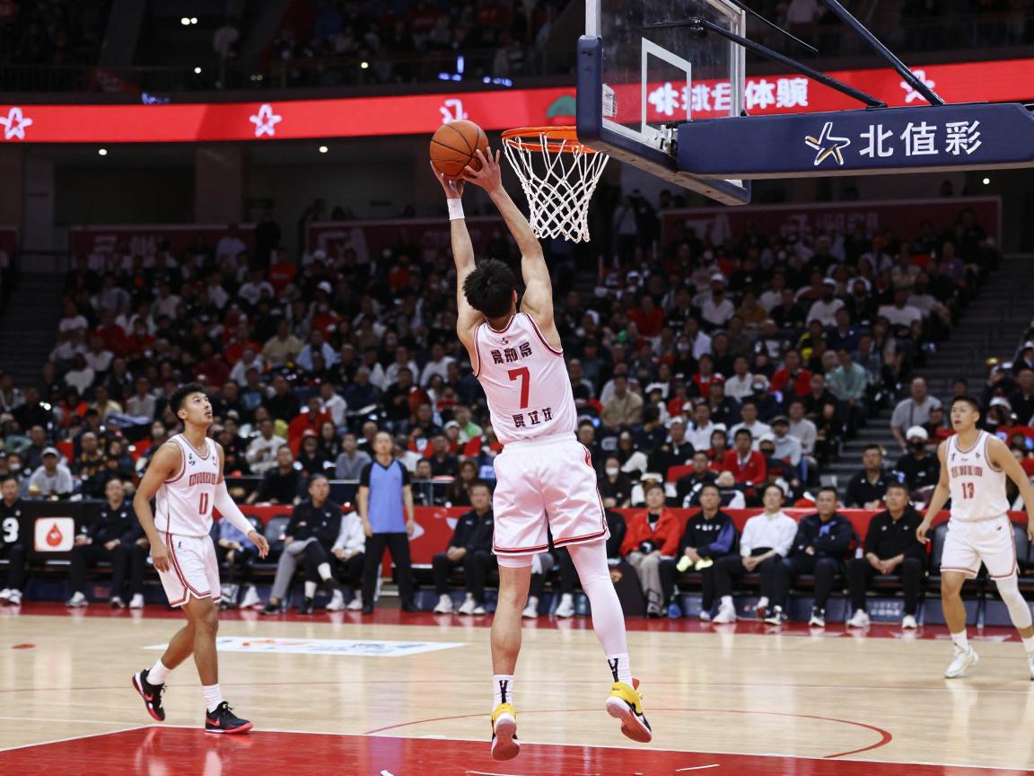 竞彩篮球过关怎么玩,混合过关技巧有哪些,如何提高中奖率 竞彩篮球过关怎么玩,混合过关技巧有哪些,如何提高中奖率