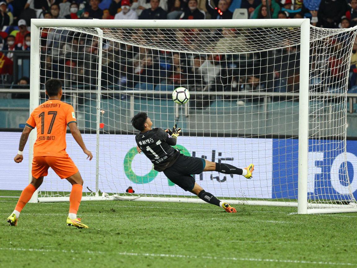 实况射点球,点球怎么射门,如何提高命中率,扑点球技巧有哪些 实况射点球,点球怎么射门,如何提高命中率,扑点球技巧有哪些